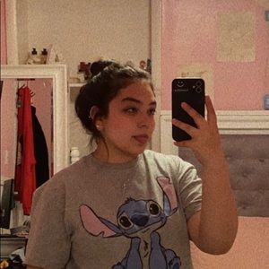 Meet your Posher, Anahi